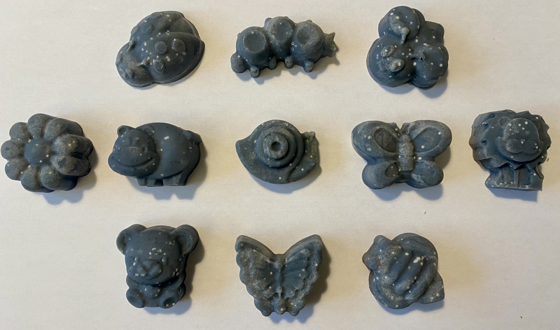 PETIT SAVON AU CHARBON